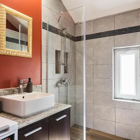 Artistic Penthouse In Center Sevastopol