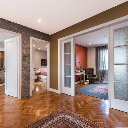 Artistic Penthouse In Center Sevastopol * Varna