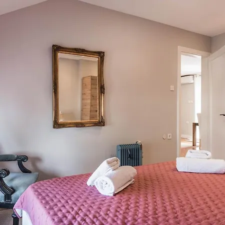 Artistic Penthouse In Center Sevastopol Appartamento *