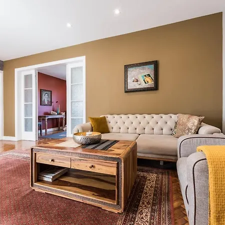 Artistic Penthouse In Center Sevastopol Apartament Varna