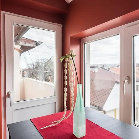 Appartamento Artistic Penthouse In Center Sevastopol *